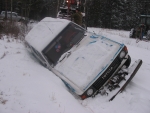 peltoauto_ojassa_vieläkin