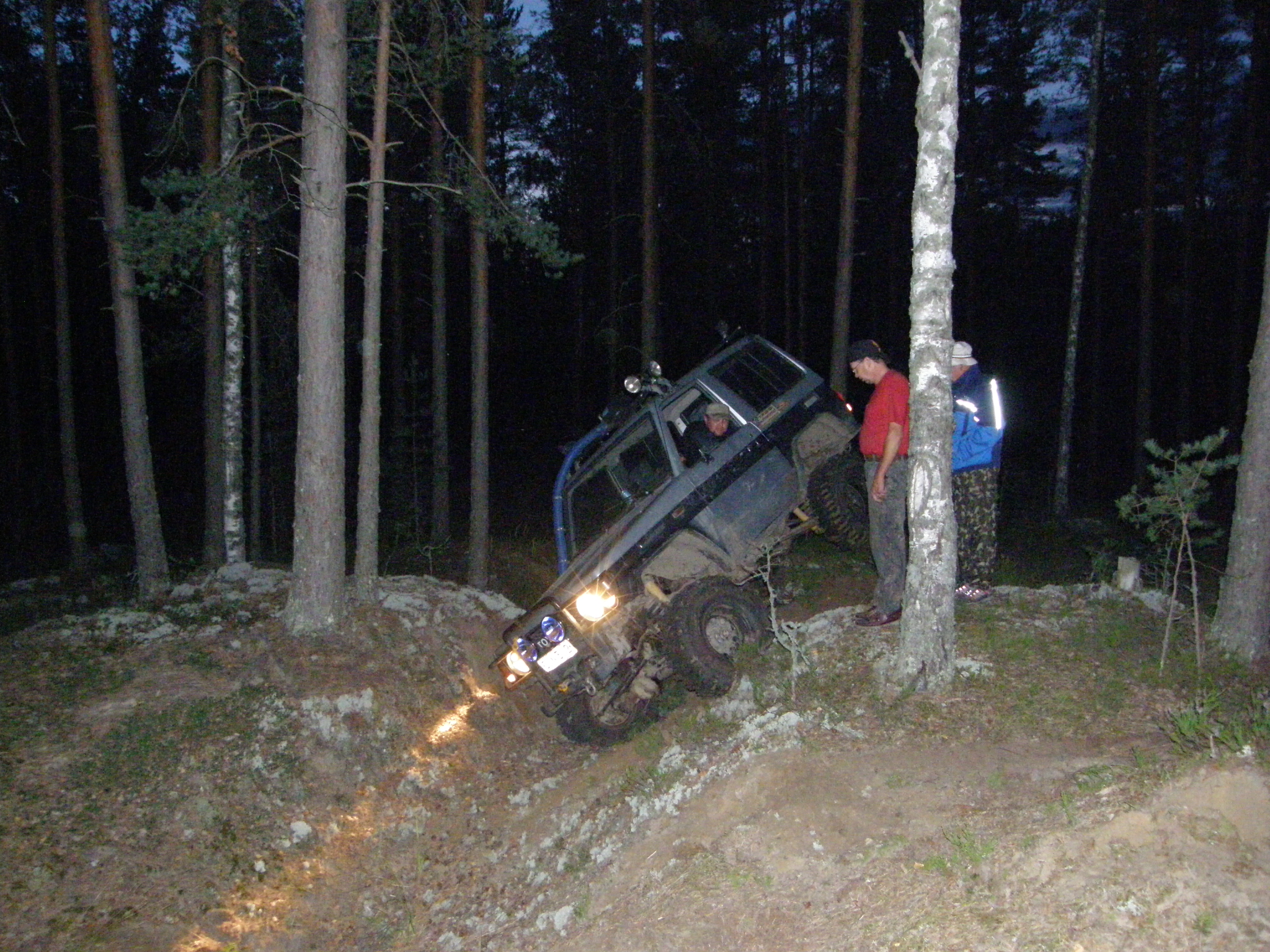 Yökikkailua taasiolammilla