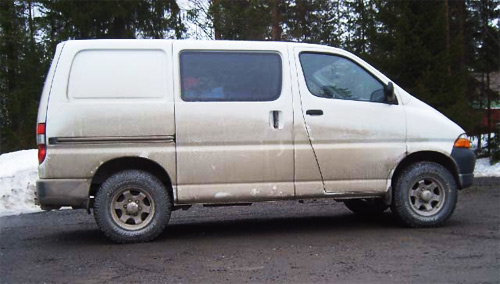 ajoneuvoja_toyota_hiace10