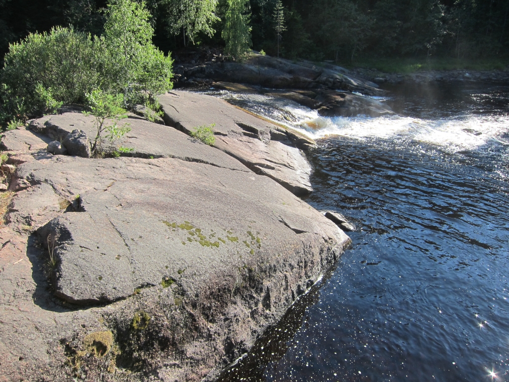 Sähkövoimala 2