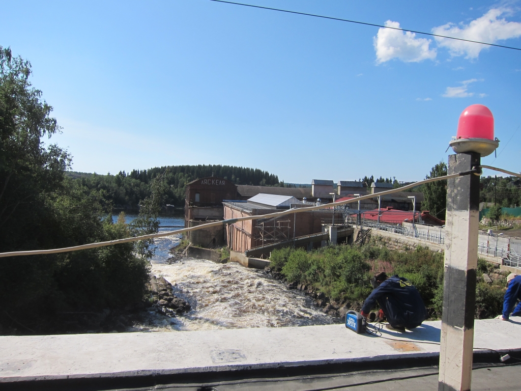 Läskelän sillalla