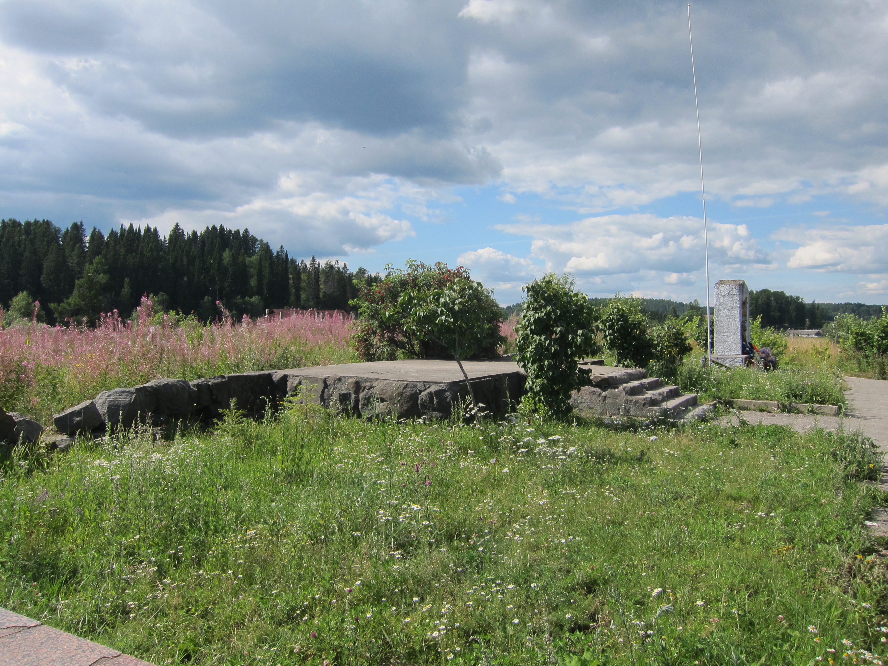 Kurkijoki kirkon rauniot