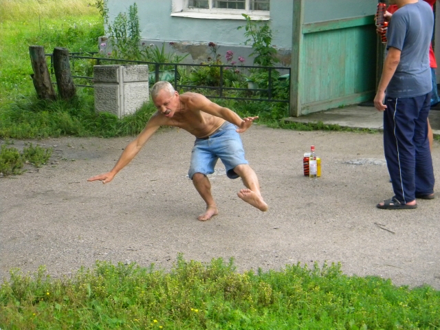 Voimistelua Venäläiseen tyyliin.