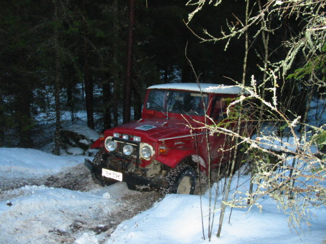 137-3705_IMG
