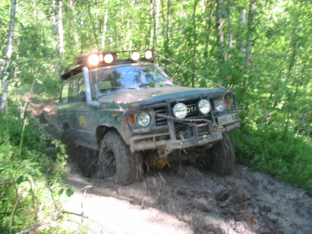 183-8354_IMG